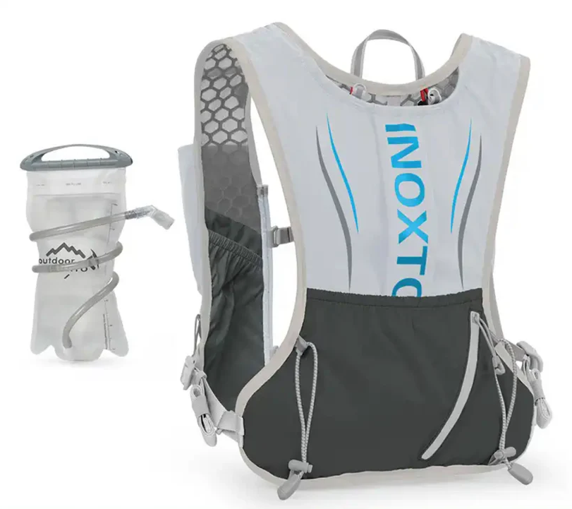 INOXTO CHALECO 5 LTS INCLUYE UNA BOLSA DE HIDRATACION DE 1.5 LTS (585A) (GRIS)